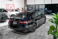 تۆیۆتا کامری